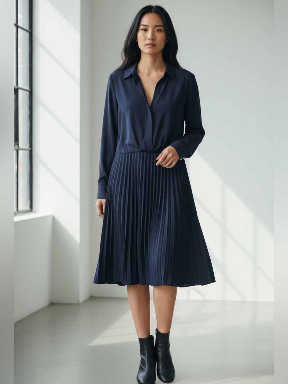 NWOT Zara Navy Flowy Pleated Midi Shirt Dress w/ Pearl Buttons – Large